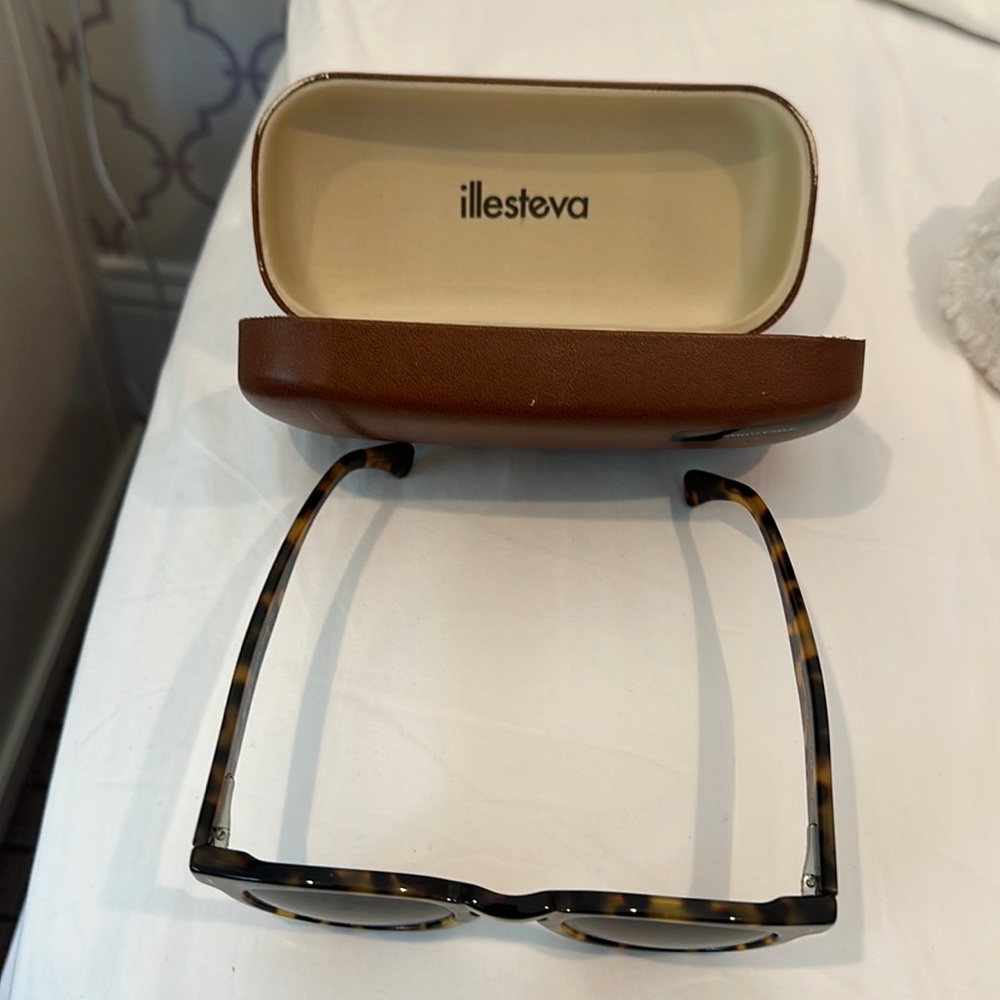 Illesteva Leonard sunglasses. Left side a little loose but very wearable still